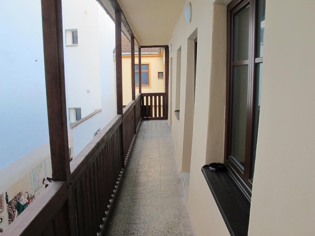 تشيسكي بوديوفيتسه Hostel Singer Pub المظهر الخارجي الصورة